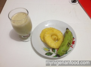 Banana and Pineapple Smoothie